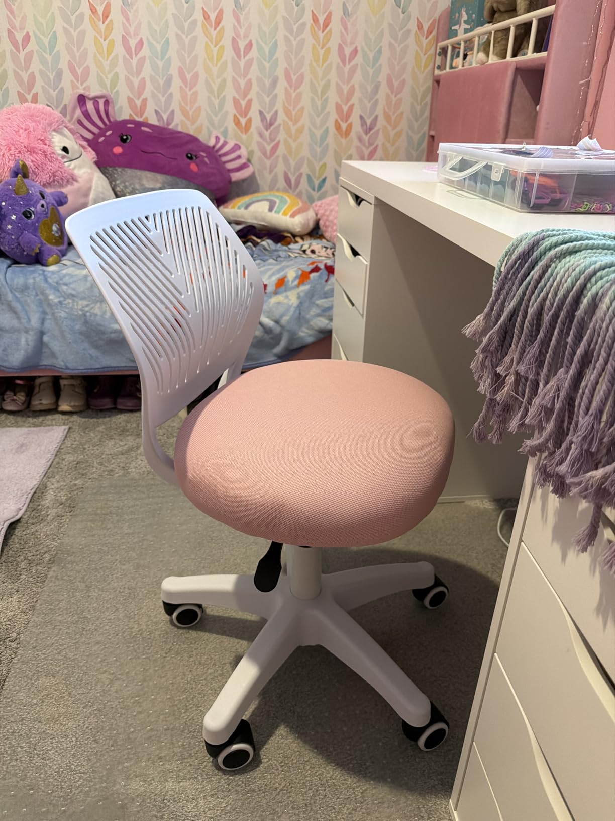 JPBSTO Armless Desk Chair, Height Adjustable Swivel Office Rolling Task Chairs with Soft Mesh Padded Cushion, Ergonomic Small Study Computer Chair for Girls Boys Teens, Pink customer photo 1