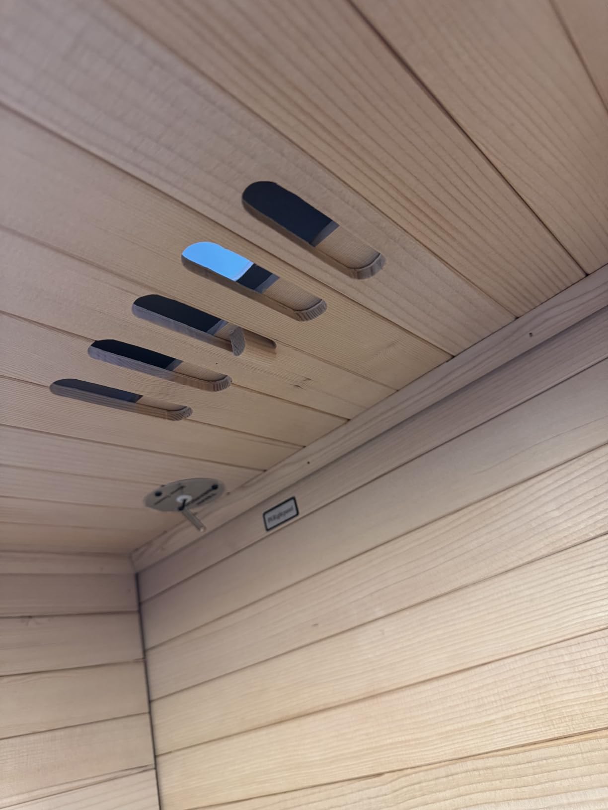 4-6 Person Outdoor Barrel Sauna with 6KW Electric Heater customer photo 2