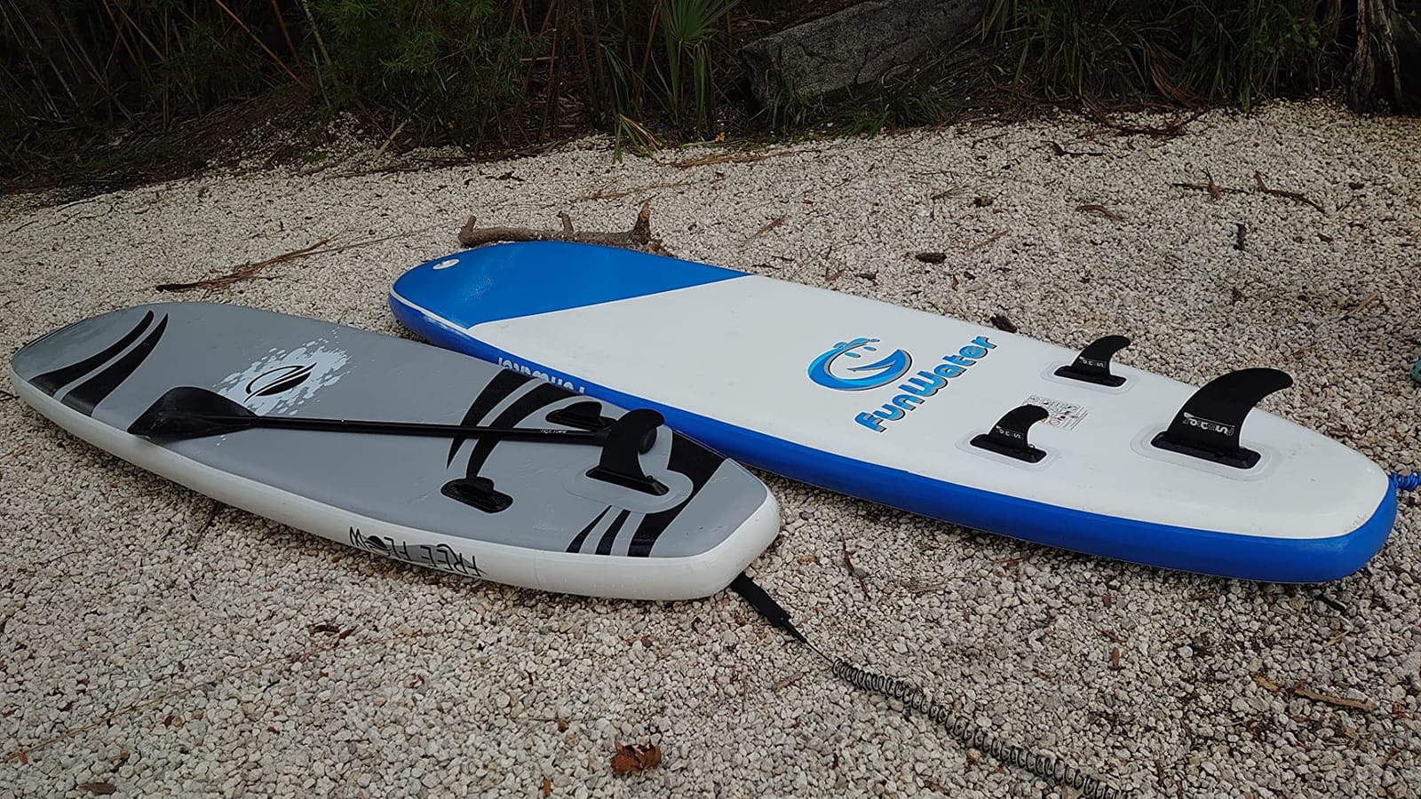 SereneLife XL Inflatable Stand Up Paddle Board - Extra-Wide, Pet & Family-Friendly SUP for Adults, Kids & Pets - Non-Slip Deck, Stable Design, Premium Accessories - 350/440/485 lbs Capacity customer photo 1