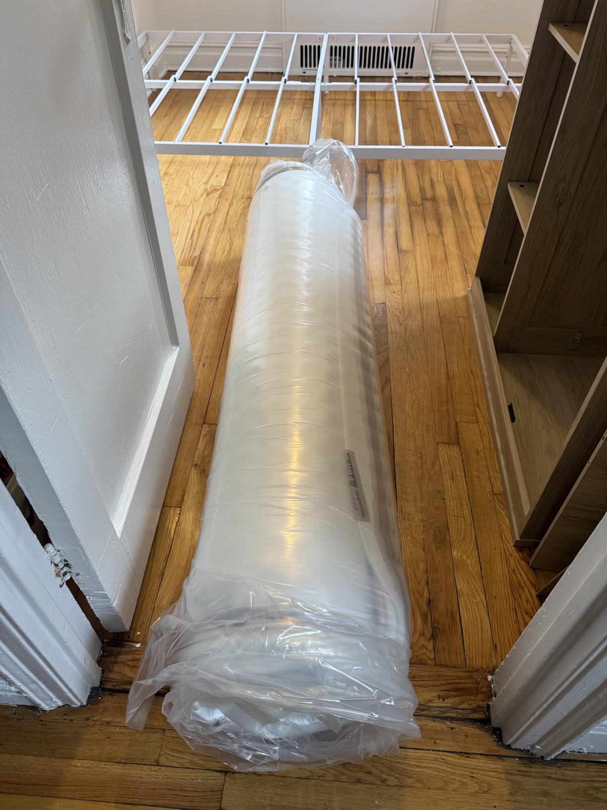 Extra Firm Queen Mattress 14 Inch, Luxury Hybrid Mattress in a Box for Deep Sleep & Lumbar Support, CertiPUR-US & Zero Fiberglass, 365-Night Trial customer photo 2